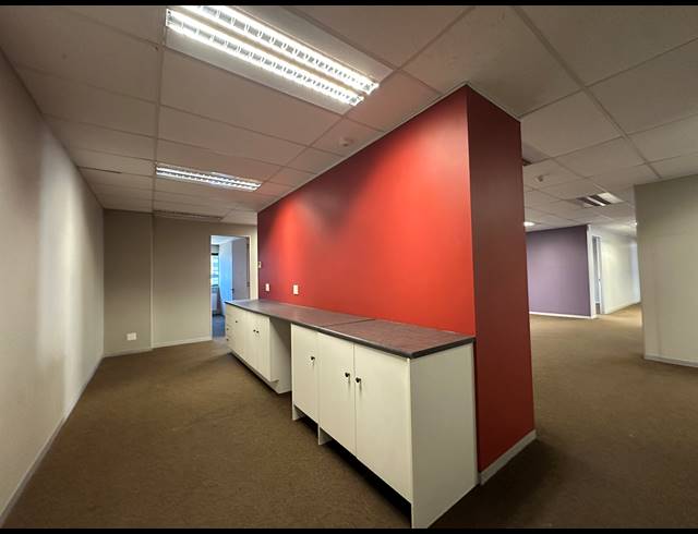 418M² OFFICE TO LET IN SANDTON CENTRAL